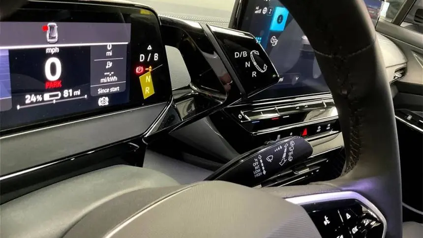2025 Volkswagen ID.4 1V25MPE83SC003606