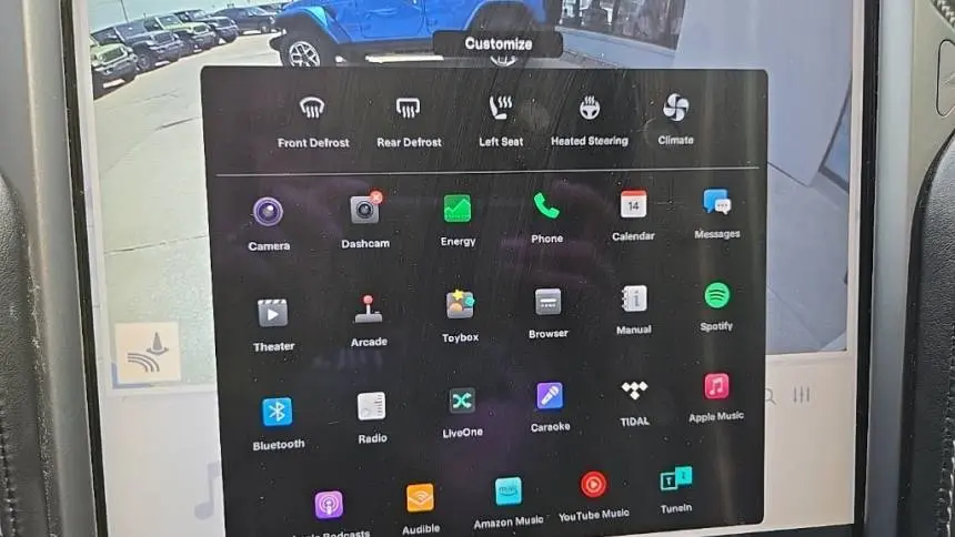 2018 Tesla Model X 5YJXCBE41JF109373