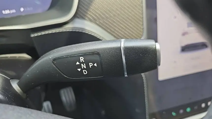 2018 Tesla Model X 5YJXCBE41JF109373