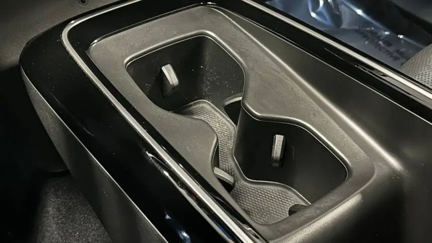 2023 Volkswagen ID.4 1V2JNPE8XPC051784