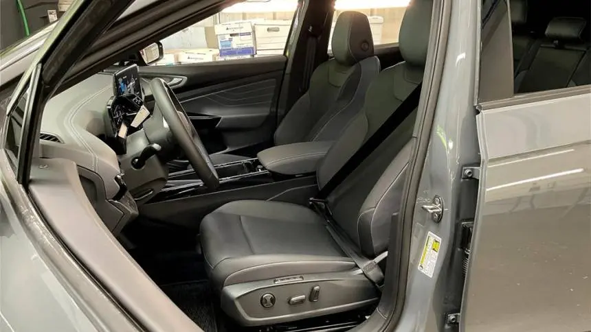 2025 Volkswagen ID.4 1V25MPE83SC003606