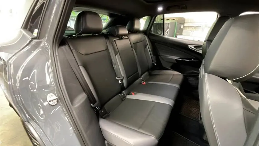 2025 Volkswagen ID.4 1V25MPE83SC003606