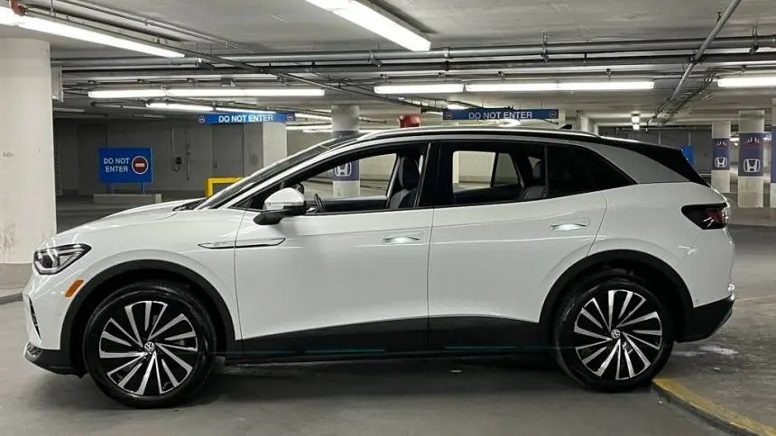 2023 Volkswagen ID.4 1V2JNPE8XPC051784
