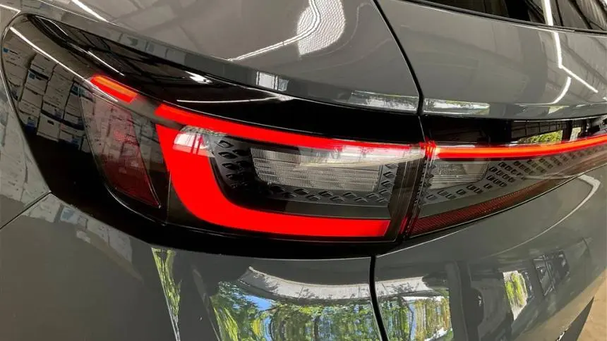 2025 Volkswagen ID.4 1V25MPE83SC003606