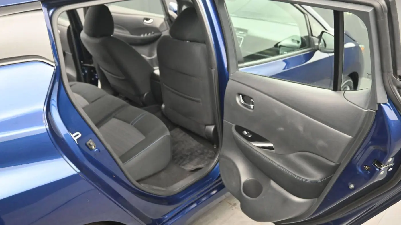 2019 Nissan LEAF 1N4AZ1CP1KC303594