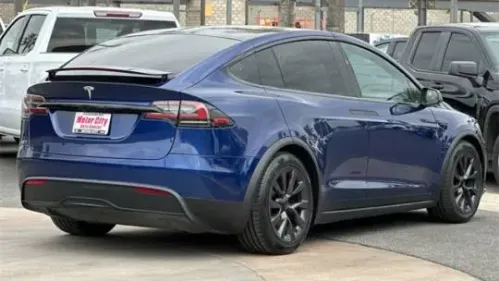 2022 Tesla Model X - Images - 4