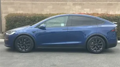 2022 Tesla Model X - Images - 8