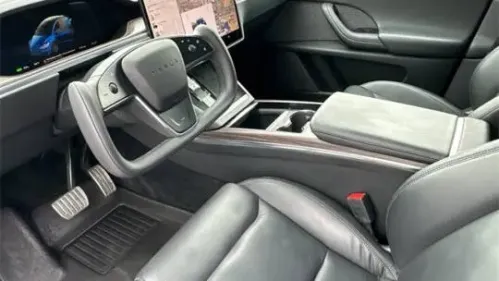 2022 Tesla Model X - Images - 12