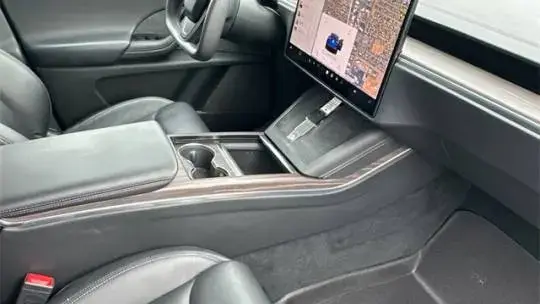 2022 Tesla Model X - Images - 20