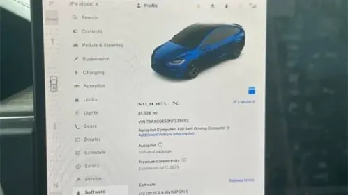 2022 Tesla Model X - Images - 29