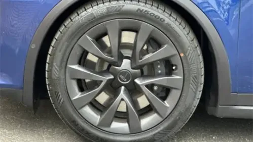 2022 Tesla Model X - Images - 31