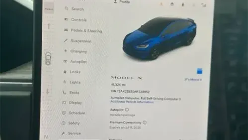 2022 Tesla Model X - Images - 33