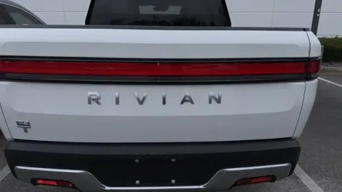 2023 Rivian R1T 7FCTGBAA3PN026935
