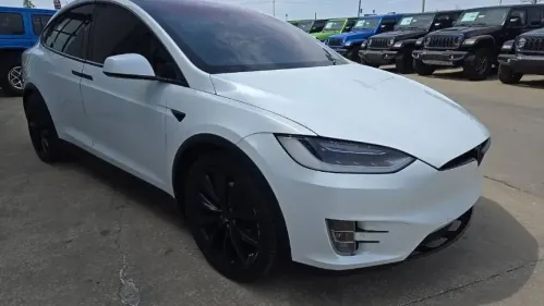 2018 Tesla Model X 5YJXCBE41JF109373