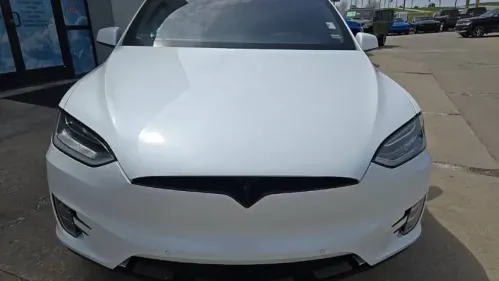 2018 Tesla Model X 5YJXCBE41JF109373