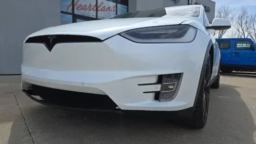 2018 Tesla Model X 5YJXCBE41JF109373