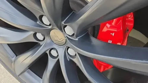 2018 Tesla Model X 5YJXCBE41JF109373