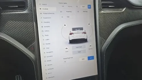 2018 Tesla Model X 5YJXCBE41JF109373