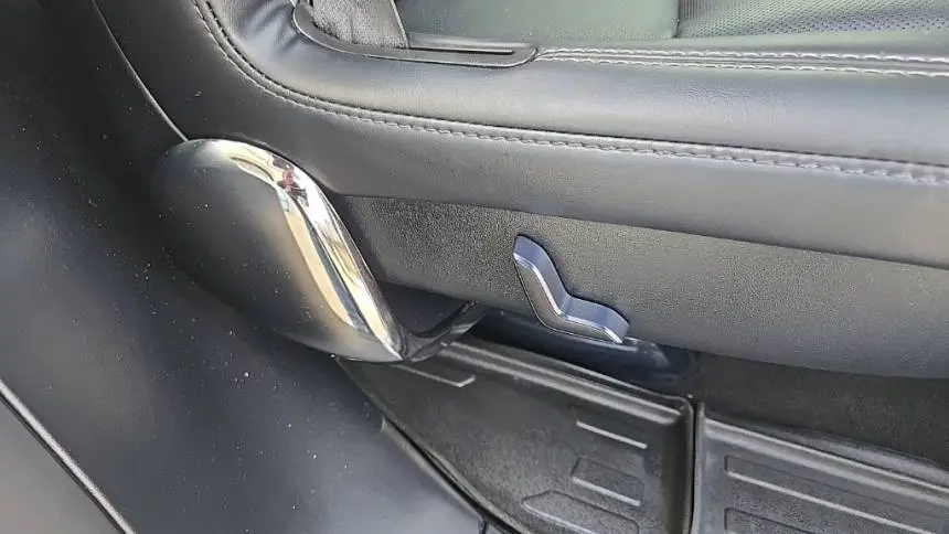 2018 Tesla Model X 5YJXCBE41JF109373