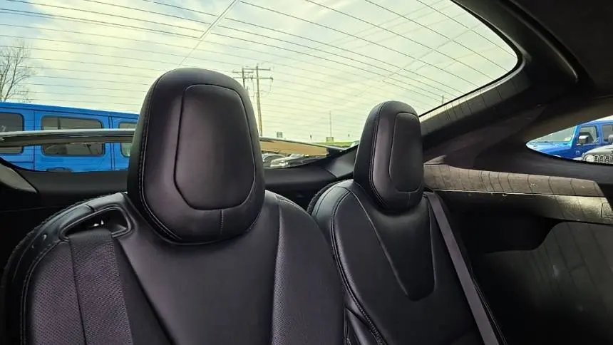 2018 Tesla Model X 5YJXCBE41JF109373