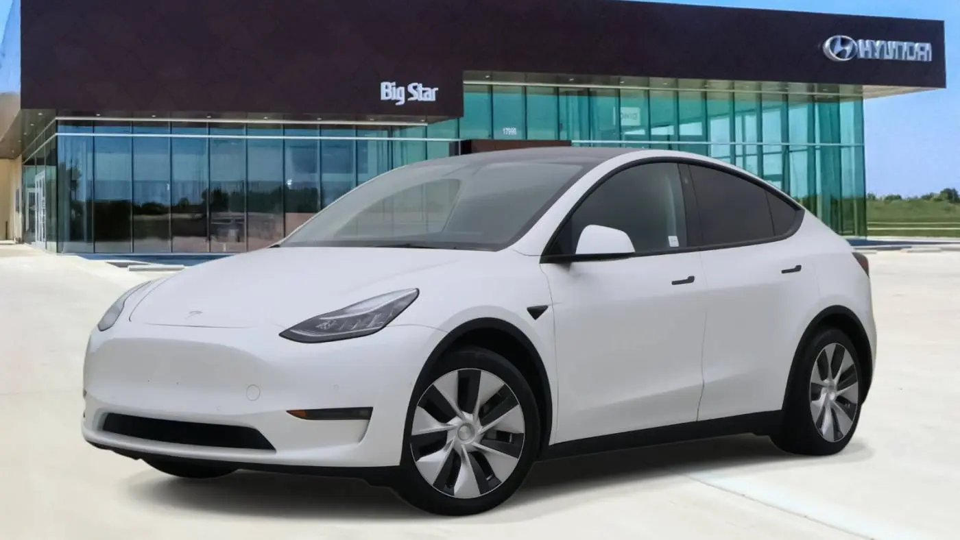 2021 Tesla Model Y 5YJYGAEE5MF192497