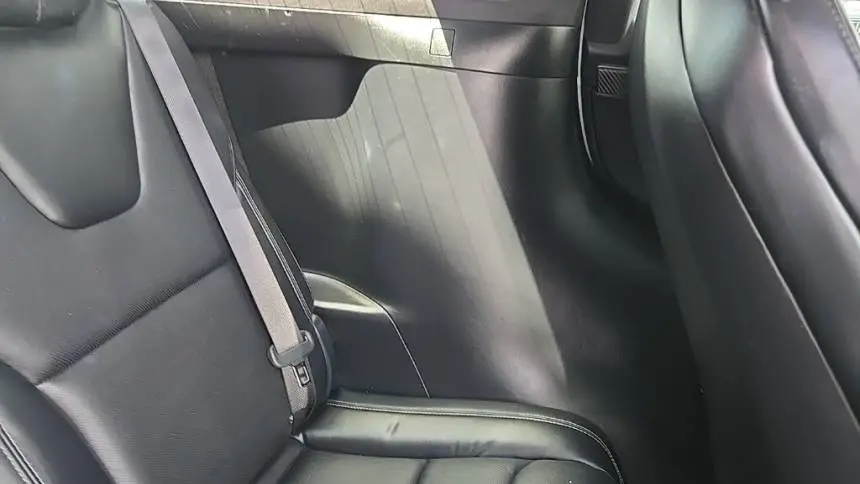 2018 Tesla Model X 5YJXCBE41JF109373