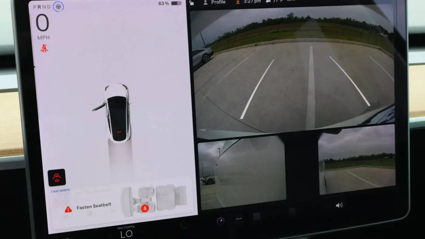 2021 Tesla Model Y 5YJYGAEE5MF192497