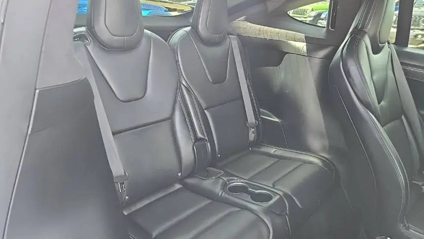 2018 Tesla Model X 5YJXCBE41JF109373