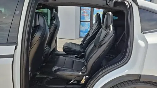 2018 Tesla Model X 5YJXCBE41JF109373