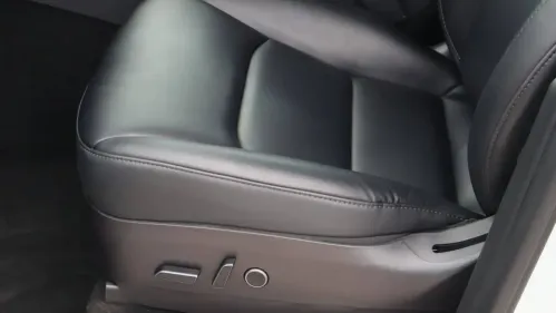 2021 Tesla Model Y 5YJYGAEE5MF192497