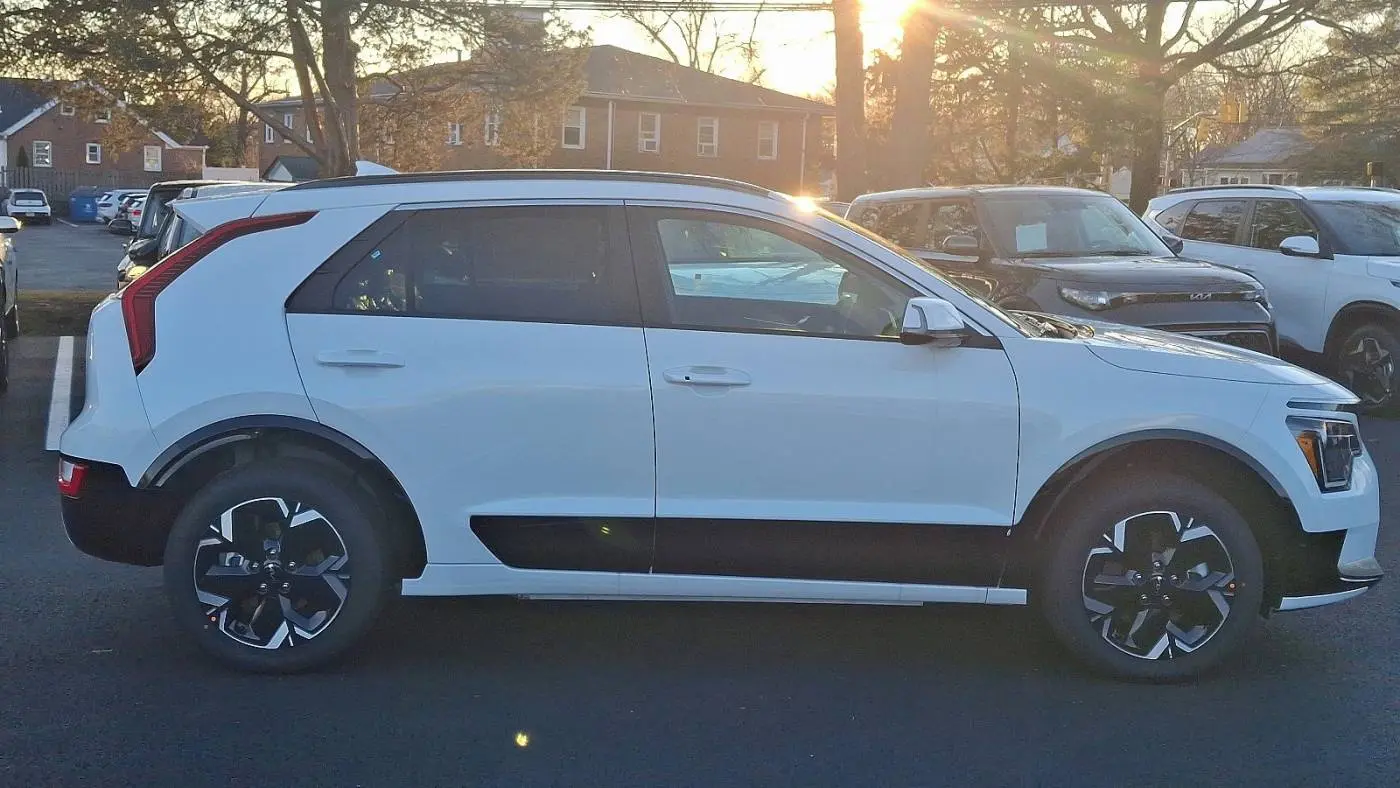 2025 Kia NIRO EV KNDCR3L10S5135820