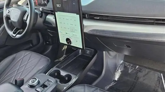 2022 Ford Mustang Mach E 3FMTK1SSXNMA13656