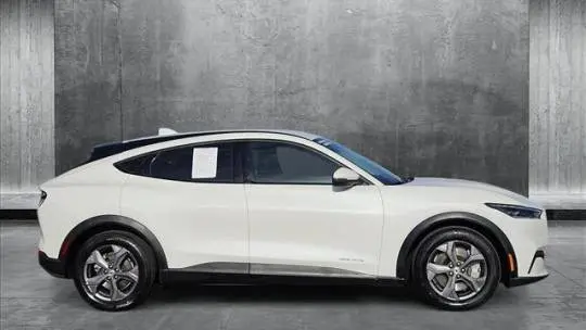 2022 Ford Mustang Mach E 3FMTK1SSXNMA13656