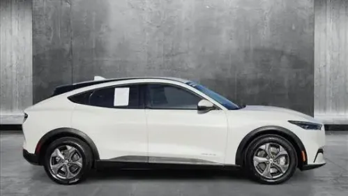 2022 Ford Mustang Mach E 3FMTK1SSXNMA13656