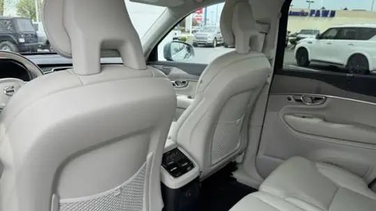 2021 Volvo XC90 YV4BR0CL5M1726826