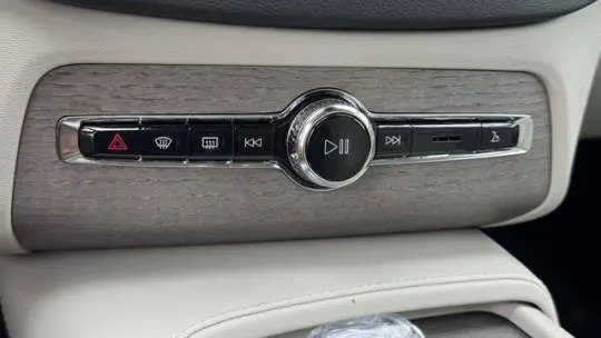 2021 Volvo XC90 YV4BR0CL5M1726826