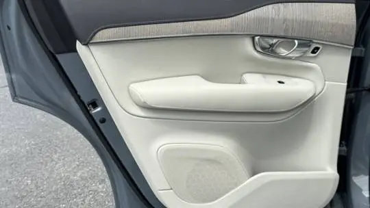 2021 Volvo XC90 YV4BR0CL5M1726826