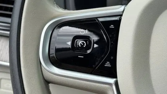2021 Volvo XC90 YV4BR0CL5M1726826