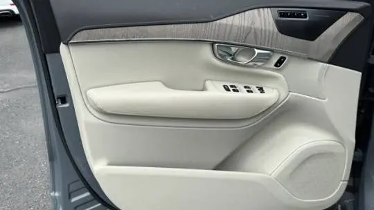 2021 Volvo XC90 YV4BR0CL5M1726826