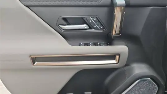 2025 GMC HUMMER EV SUV 1GKB0RDC5SU107580