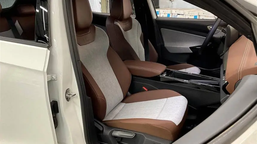 2025 Volkswagen ID.4 1V2DSPE81SC003864