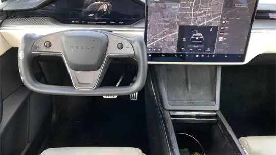 2023 Tesla Model X 7SAXCBE65PF375914