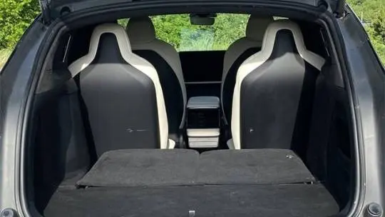 2023 Tesla Model X 7SAXCBE65PF375914