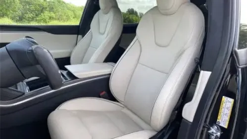 2023 Tesla Model X 7SAXCBE65PF375914