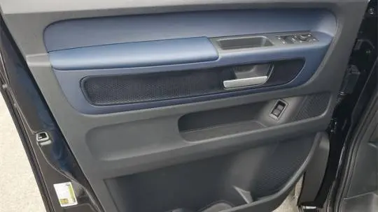 2025 Volkswagen ID.Buzz WVGAWVEB1SH022907