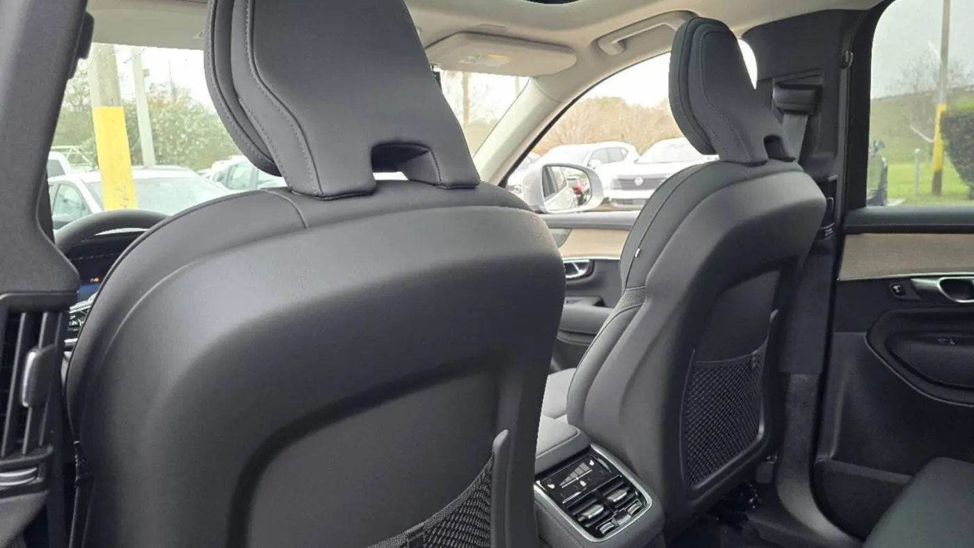 2025 Volvo XC90 YV4H60PB8S1371653