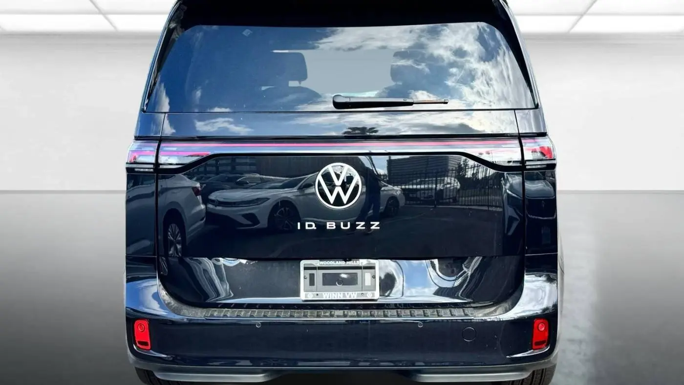 2025 Volkswagen ID.Buzz WVGAWVEB7SH021647