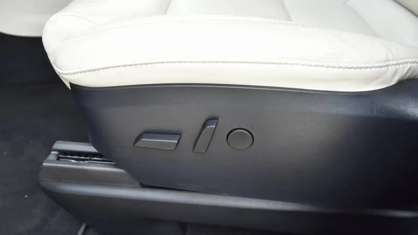 2021 Tesla Model X 5YJXCDE22MF322718