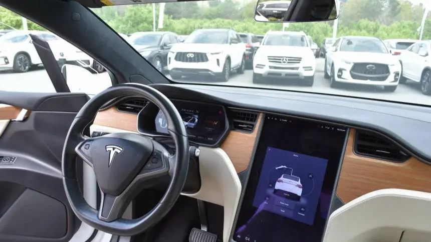 2021 Tesla Model X 5YJXCDE22MF322718