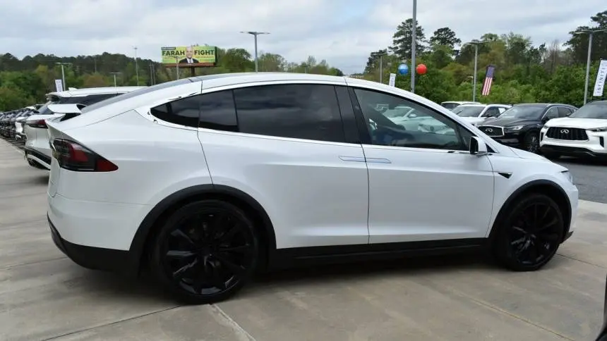 2021 Tesla Model X 5YJXCDE22MF322718